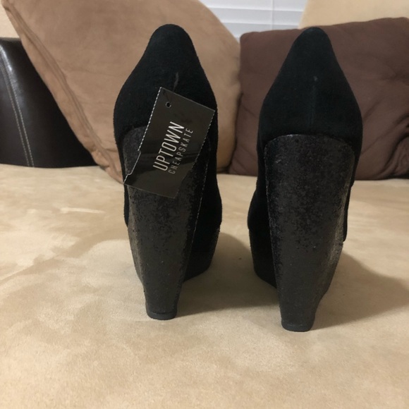 Aldo 9.5 wedges .  Suede top with glitter heel. - Picture 2 of 6